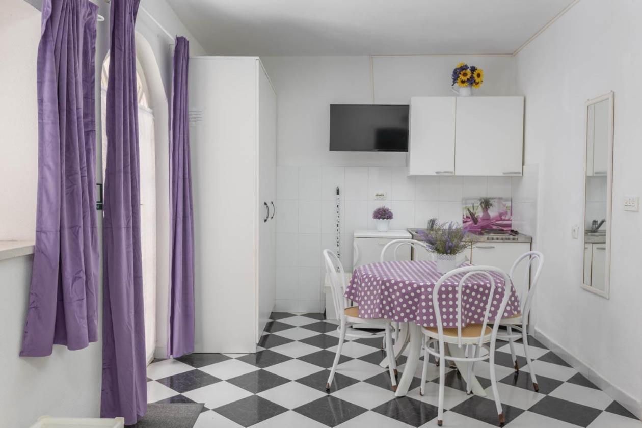 Apartmani Marija Podgora Zewnętrze zdjęcie